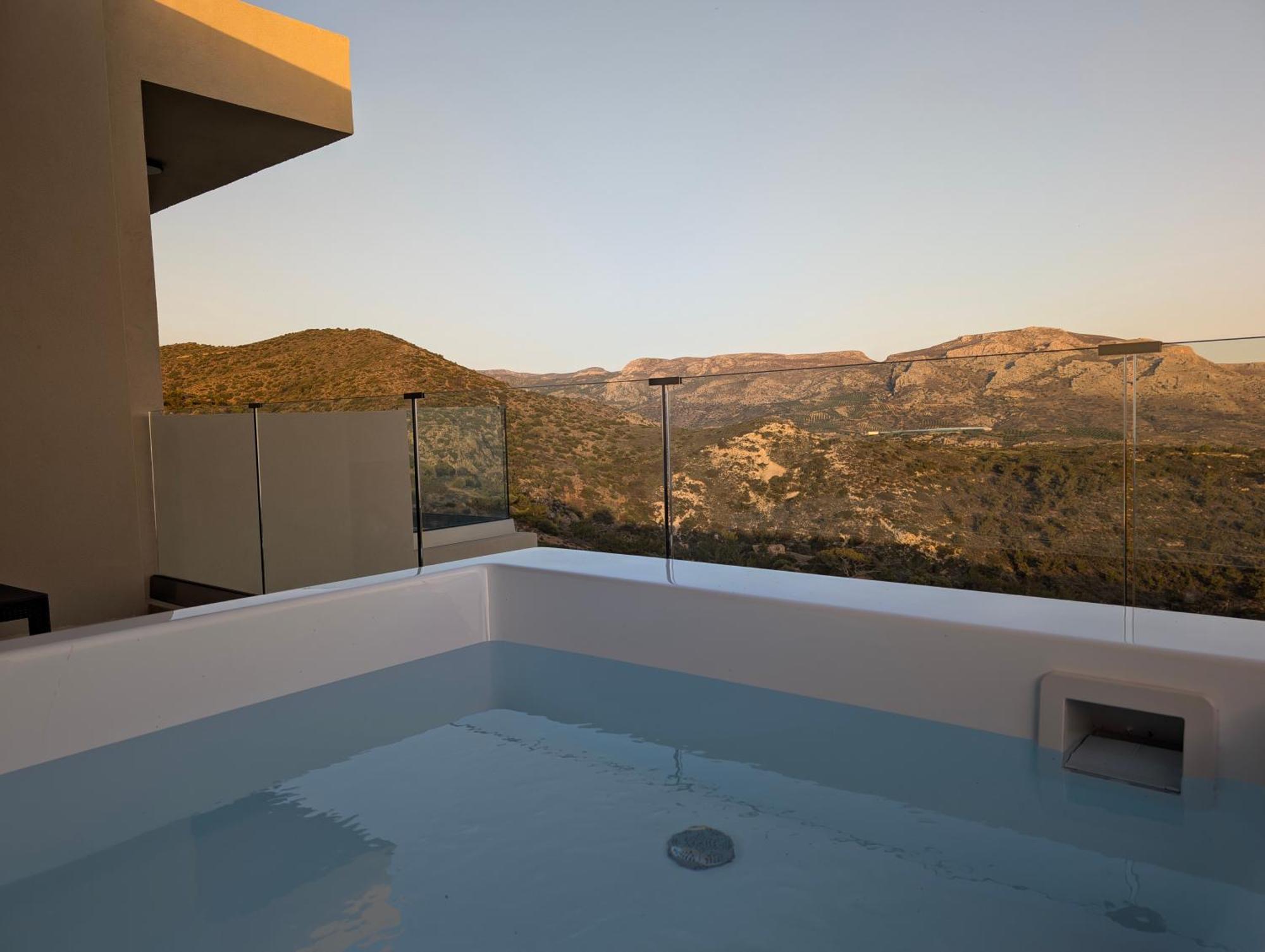 Thea Villas Makrýgialos Exterior foto